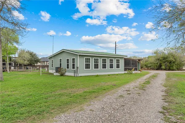 $219,999 | 1321 Luning Street, Woodsboro, TX 78393
