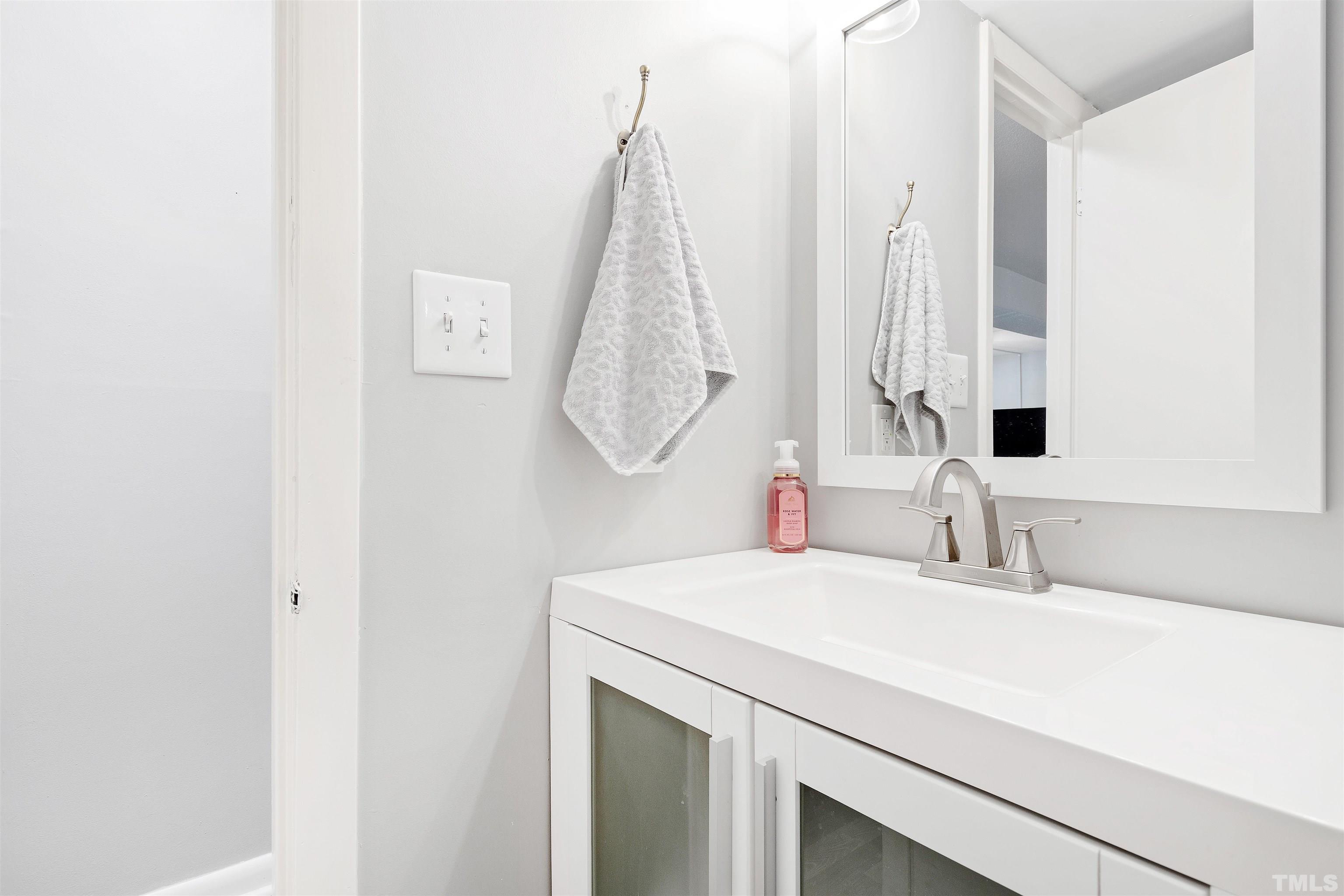 4507 Edwards Mill Road, Unit A Raleigh, NC 27612 - Photo 28 of 35