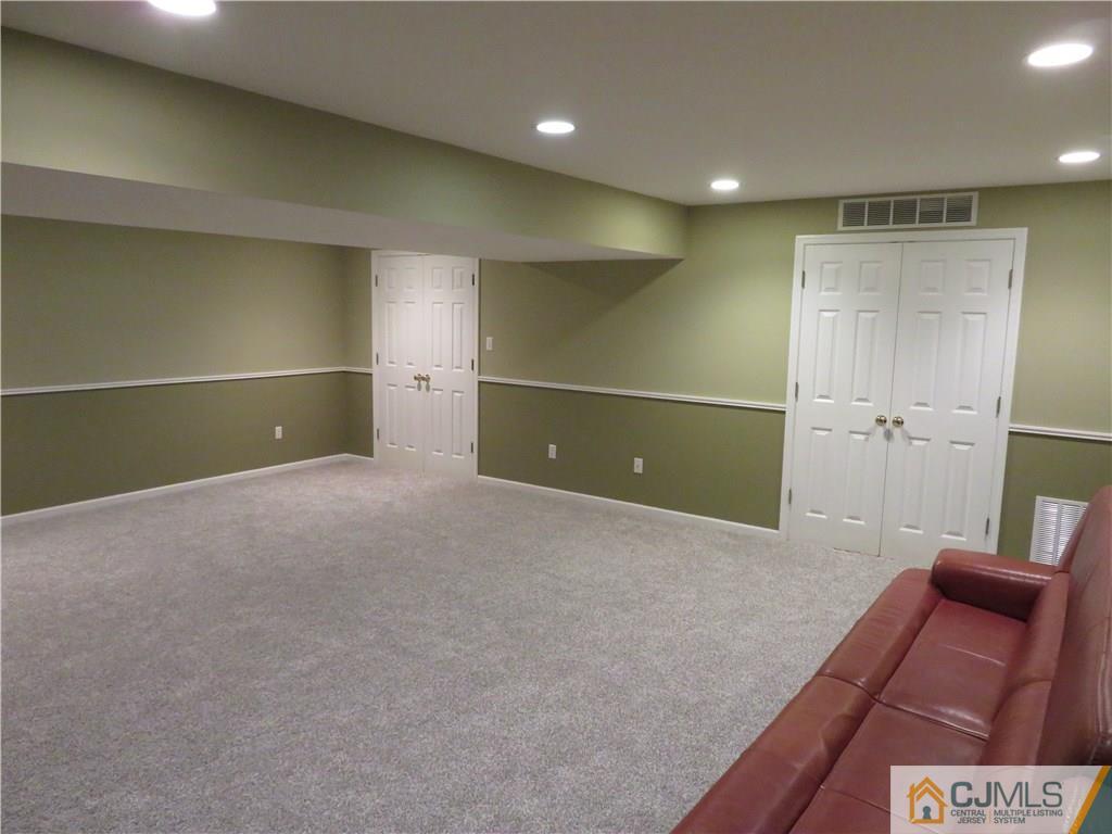 125 Castleton Road Princeton, NJ 08540 - Photo 20 of 24 a view of an empty room