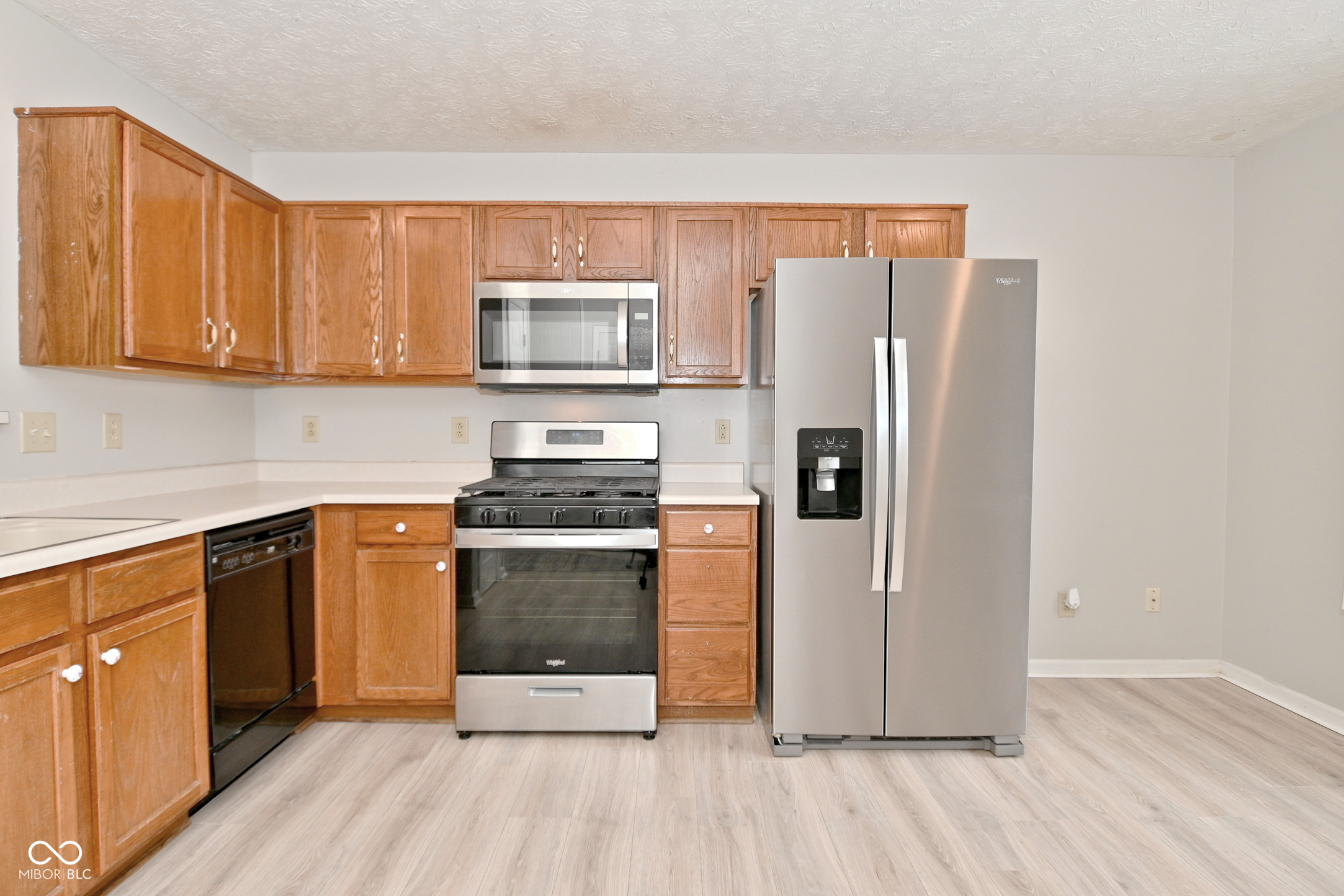 1061 Oak Leaf Road Franklin, IN 46131 - Photo 5 of 46 Gallery Image 5