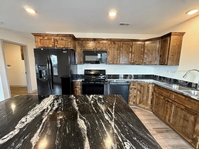 $225,000 | 1803 South Elm Street, El Dorado Springs, MO 64744