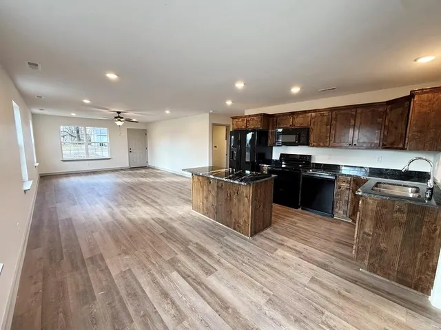 $225,000 | 1803 South Elm Street, El Dorado Springs, MO 64744