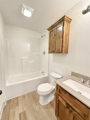 $225,000 | 1803 South Elm Street, El Dorado Springs, MO 64744