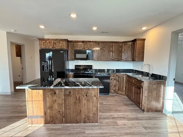 $225,000 | 1803 South Elm Street, El Dorado Springs, MO 64744