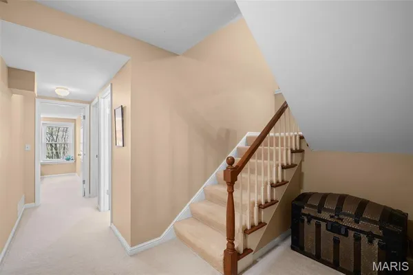 $725,000 | 718 Chancellor Heights Drive, Manchester, MO 63011