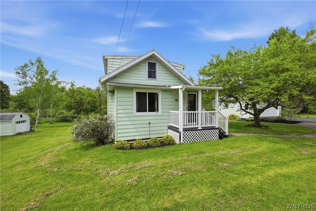 873 Grover Road East Aurora, NY 14052 - Photo 2 of 46