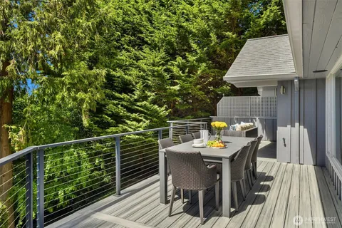 $1,688,000 | 895 Northwest Elford Drive, Seattle, WA 98177