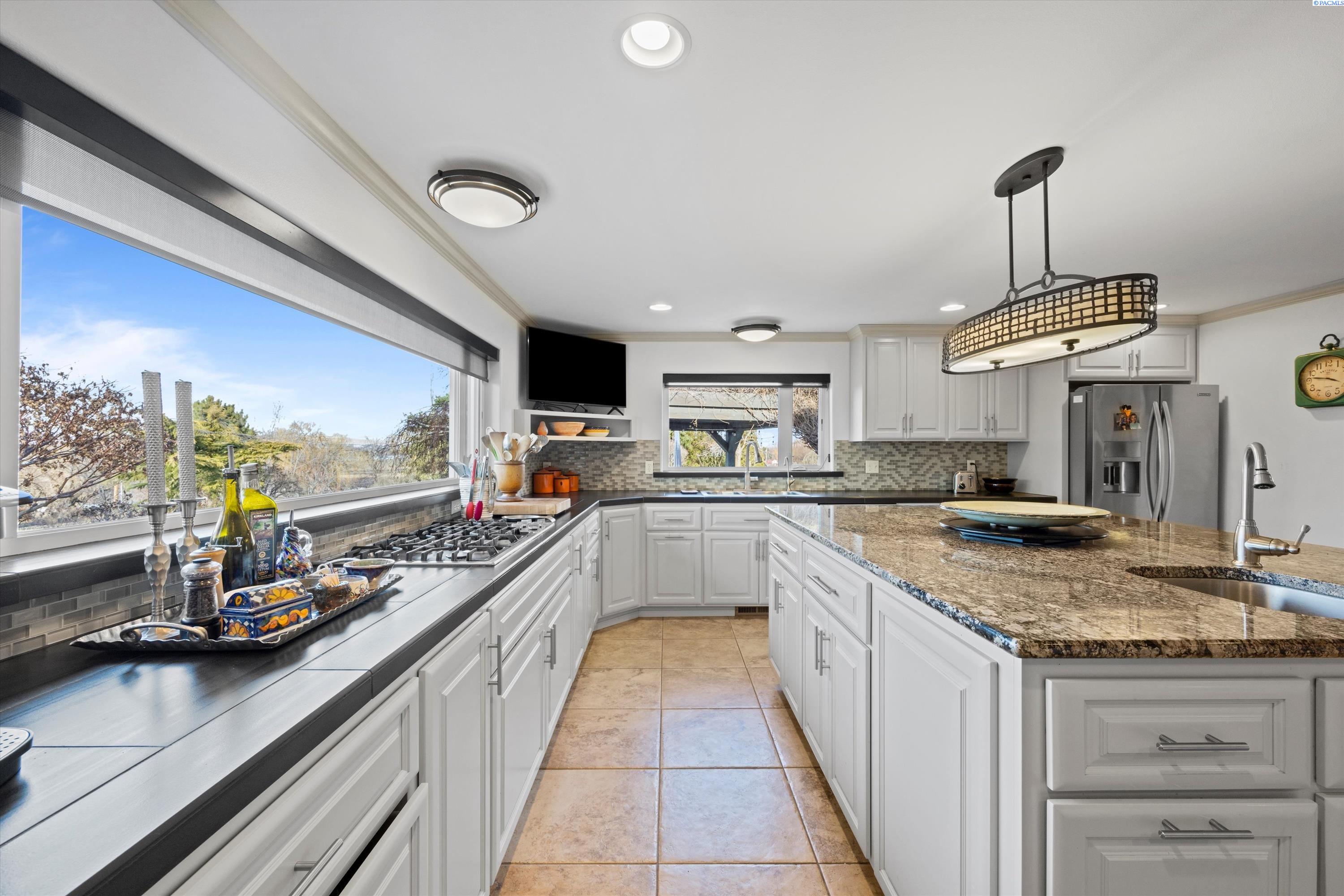 22403 South Ward Gap Road Prosser, WA 99350 - Photo 23 of 48 Gallery Image 23