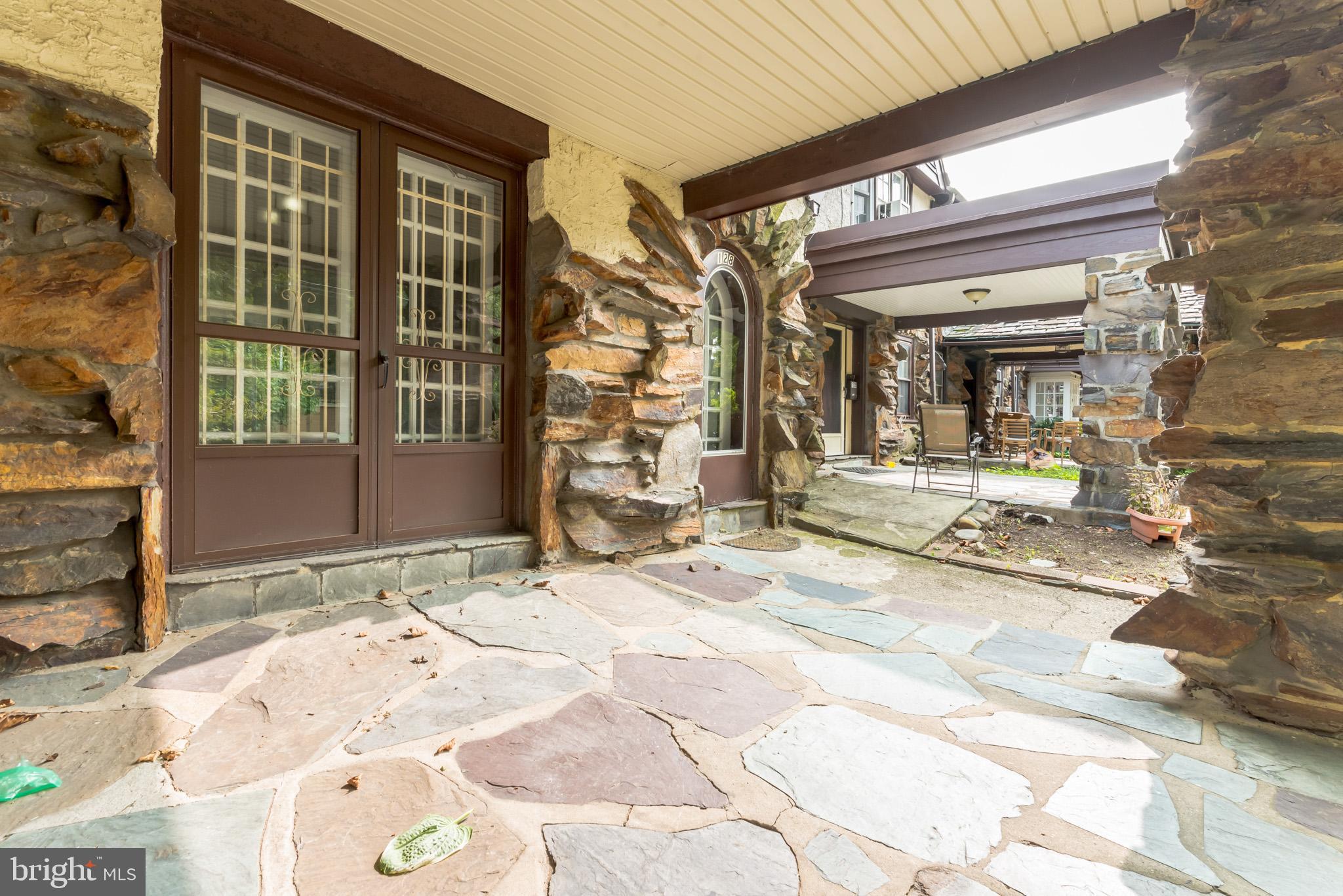 128 Edgehill Road Bala Cynwyd, PA 19004 - Photo 2 of 14 Gallery Image 2