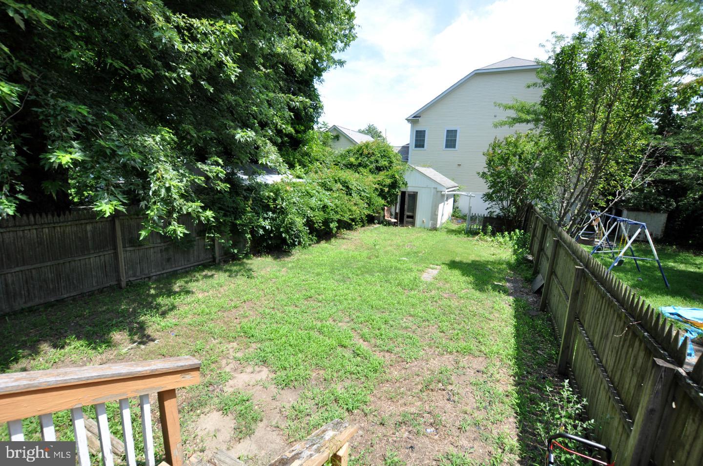 425 Delaware Avenue Riverside, NJ 08075 - Photo 32 of 33 a view of a house with a backyard