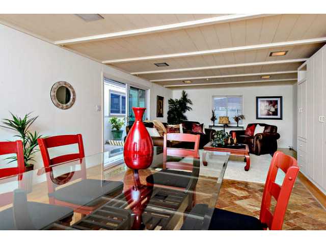 1042 3rd Street Encinitas, CA 92024 - Photo 17 of 25 Gallery Image 17