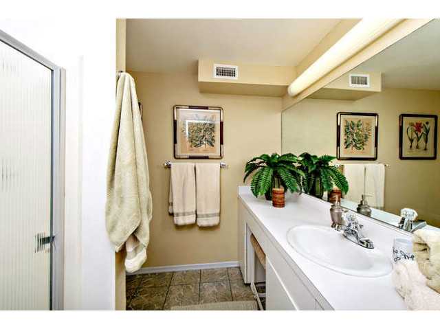 1042 3rd Street Encinitas, CA 92024 - Photo 20 of 25 Gallery Image 20