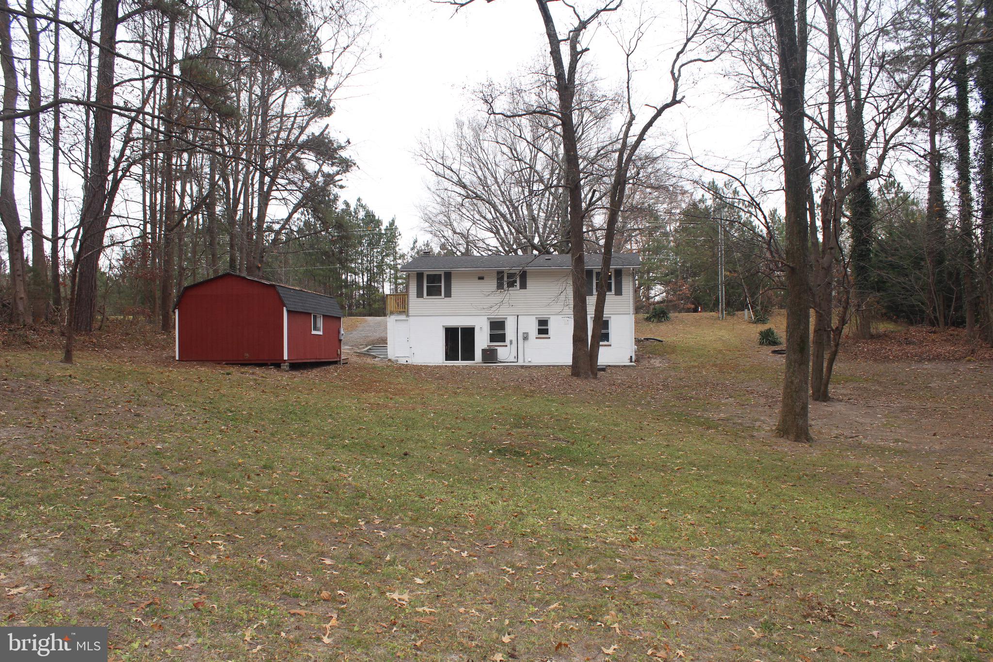 24338 Ruther Glen Road Ruther Glen, VA 22546 - Photo 27 of 28 Large backyard