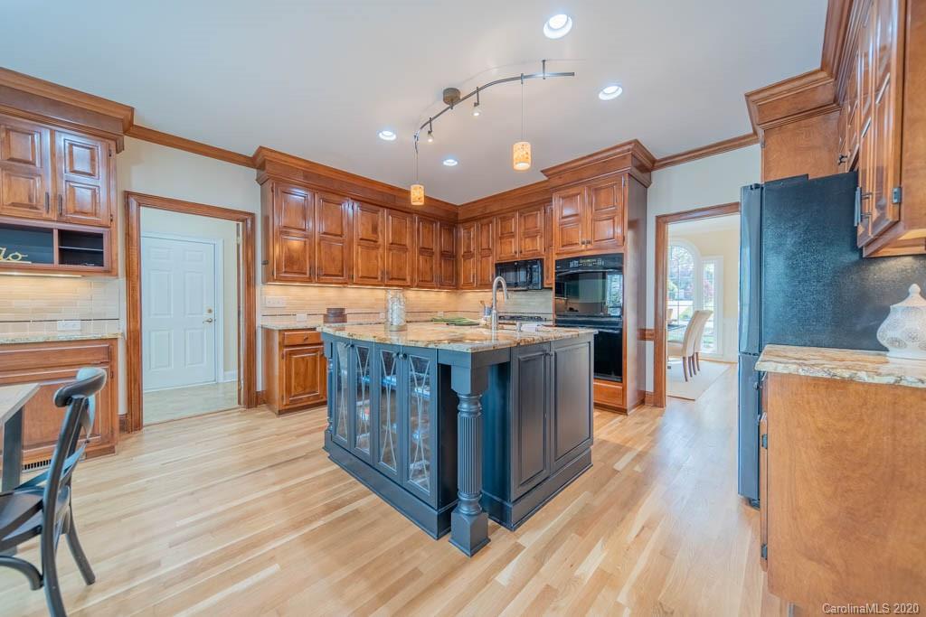 4528 Binfords Ridge Road Charlotte, NC 28226 - Photo 11 of 39