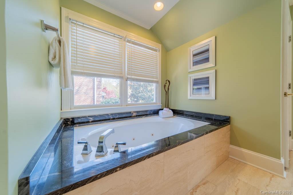 4528 Binfords Ridge Road Charlotte, NC 28226 - Photo 23 of 39