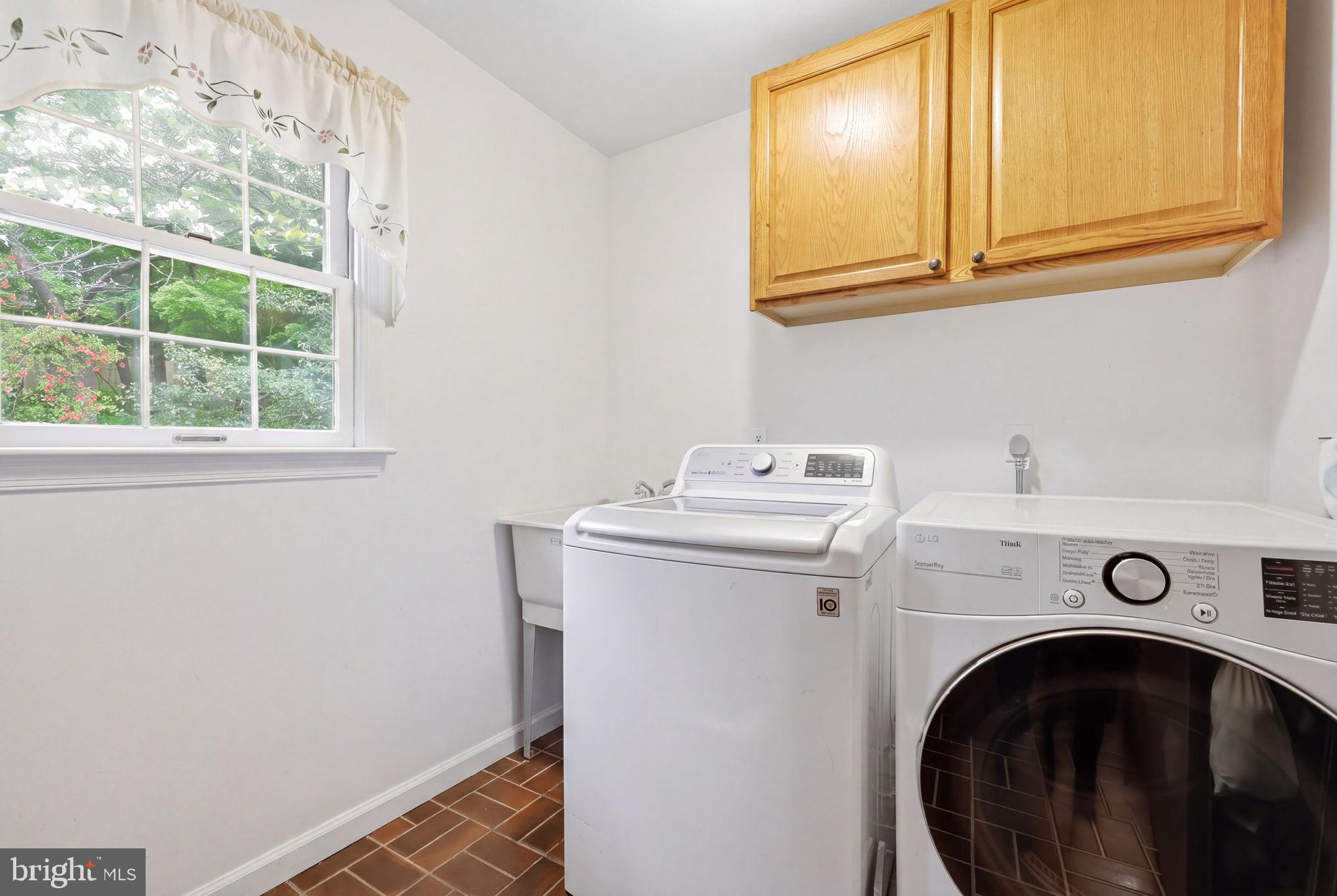 59 Lochatong Road Ewing, NJ 08628 - Photo 20 of 52