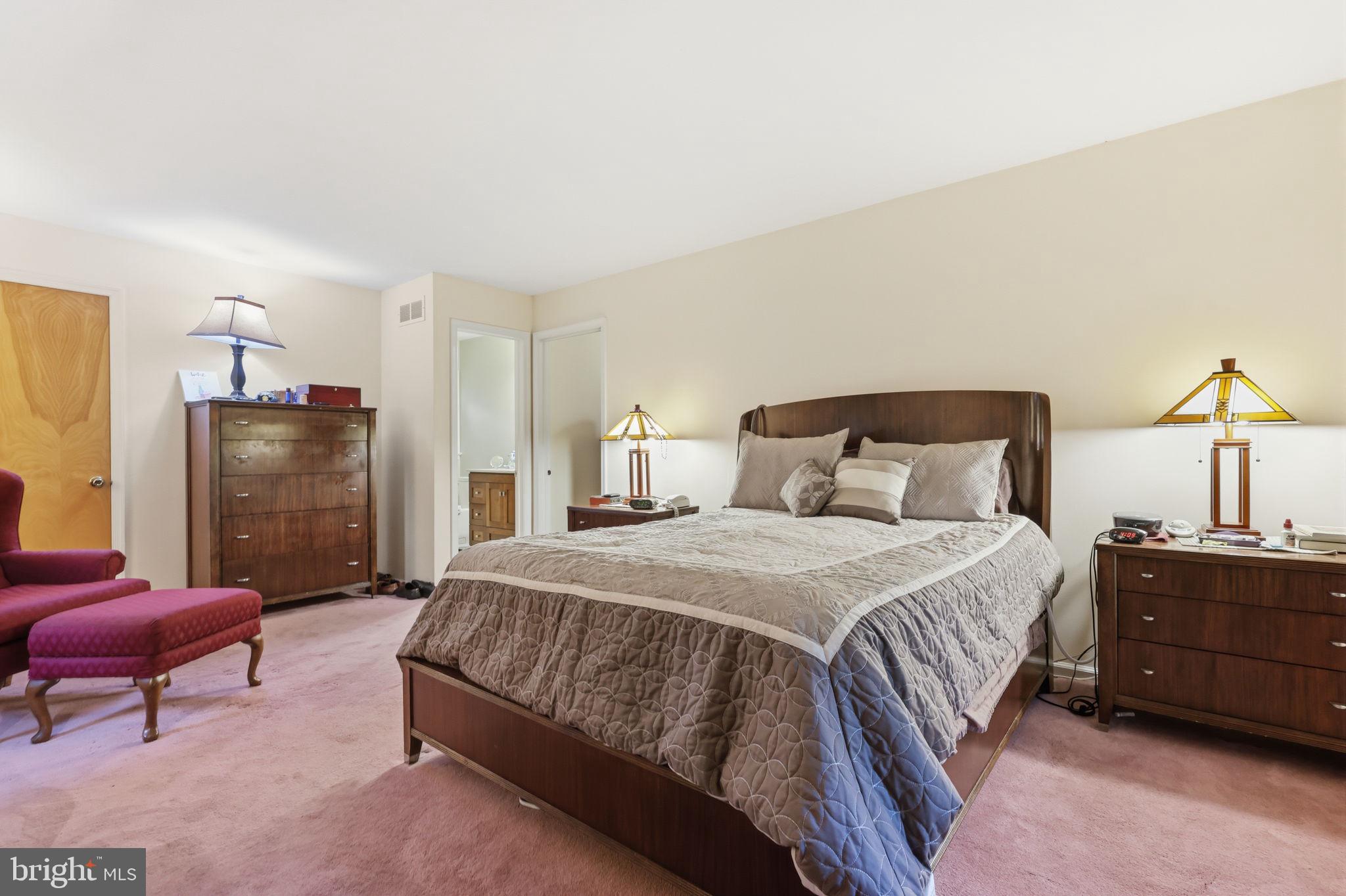 59 Lochatong Road Ewing, NJ 08628 - Photo 28 of 52