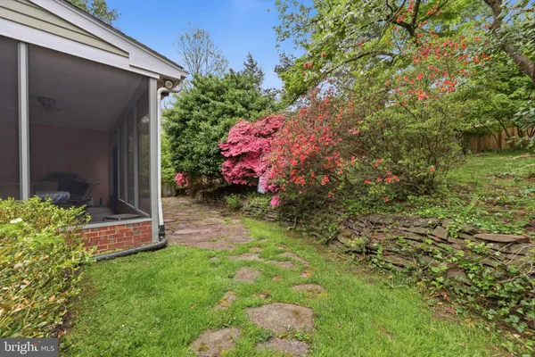 $575,000 | 59 Lochatong Road, Ewing, NJ 08628