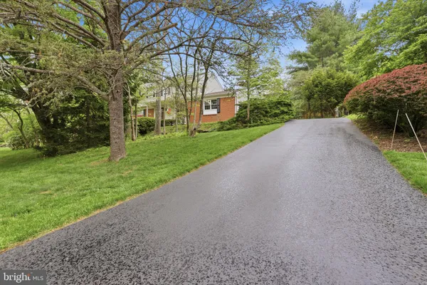 $575,000 | 59 Lochatong Road, Ewing, NJ 08628
