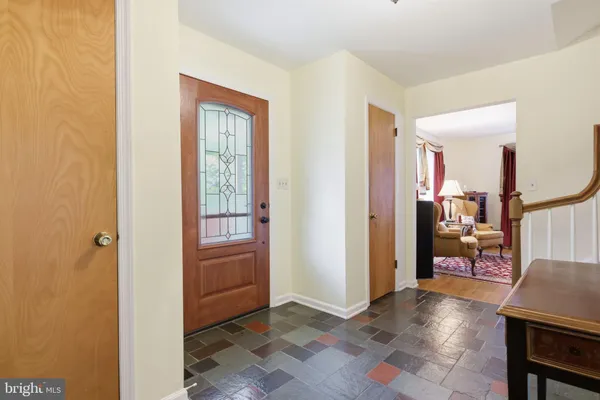 $575,000 | 59 Lochatong Road, Ewing, NJ 08628