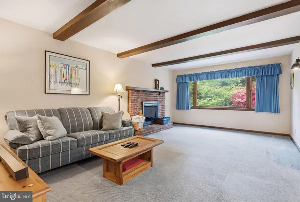 $575,000 | 59 Lochatong Road, Ewing, NJ 08628