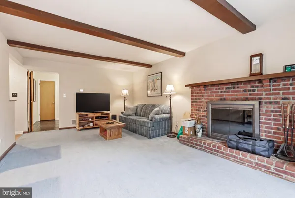$575,000 | 59 Lochatong Road, Ewing, NJ 08628