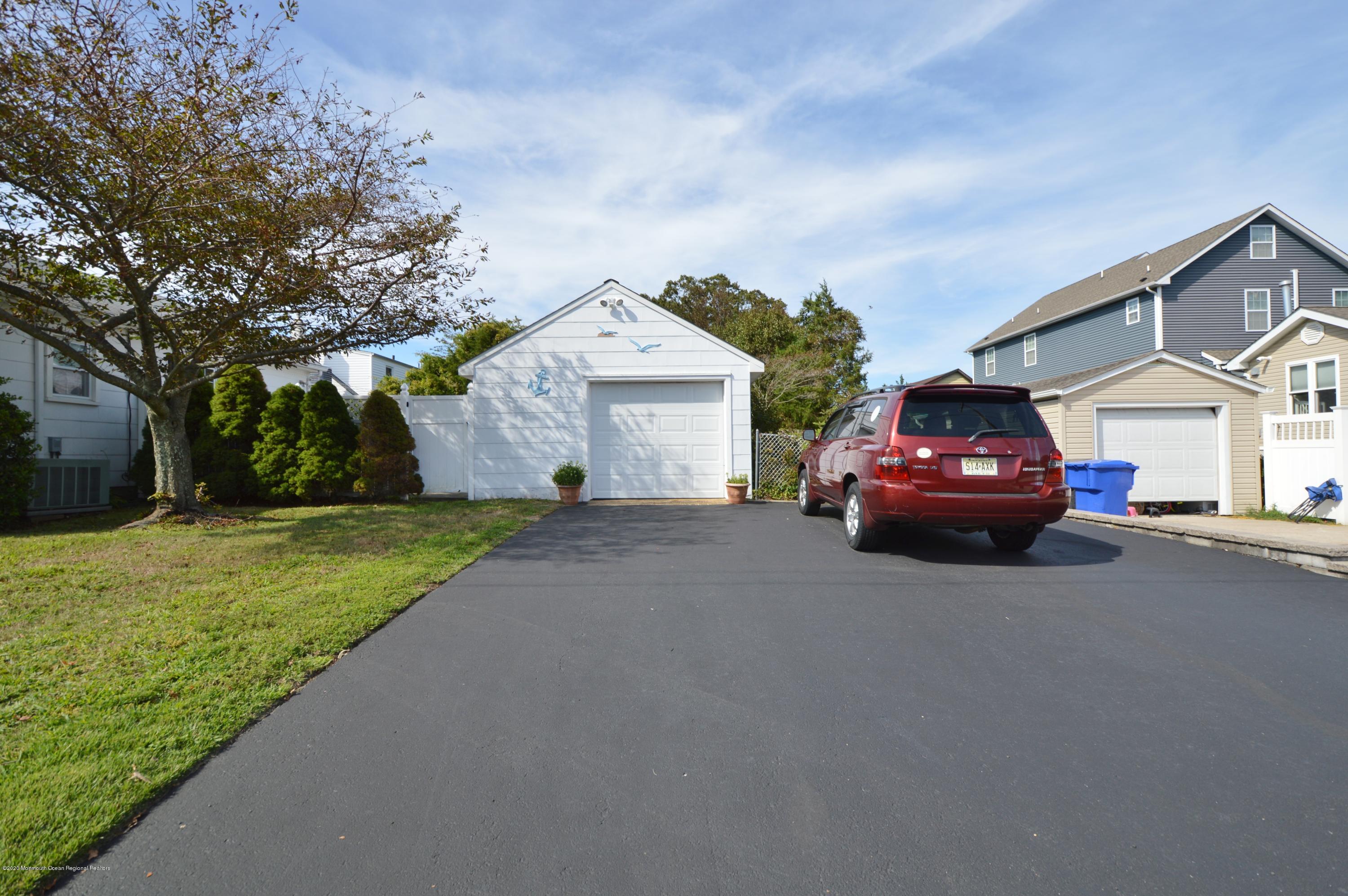 133 Grover Road Toms River, NJ 08753 - Photo 3 of 32 OVERSIZED GARAGE WITH PLENTY OF PARKING