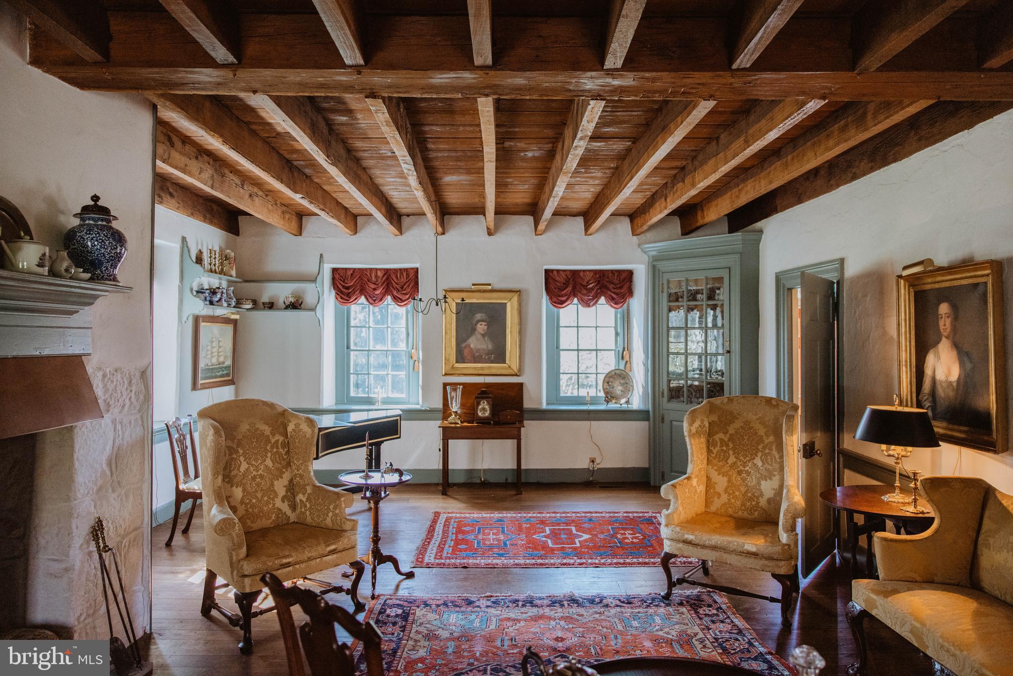 1861 Ridge Road Pottstown, PA 19465 - Photo 23 of 71 Living Room