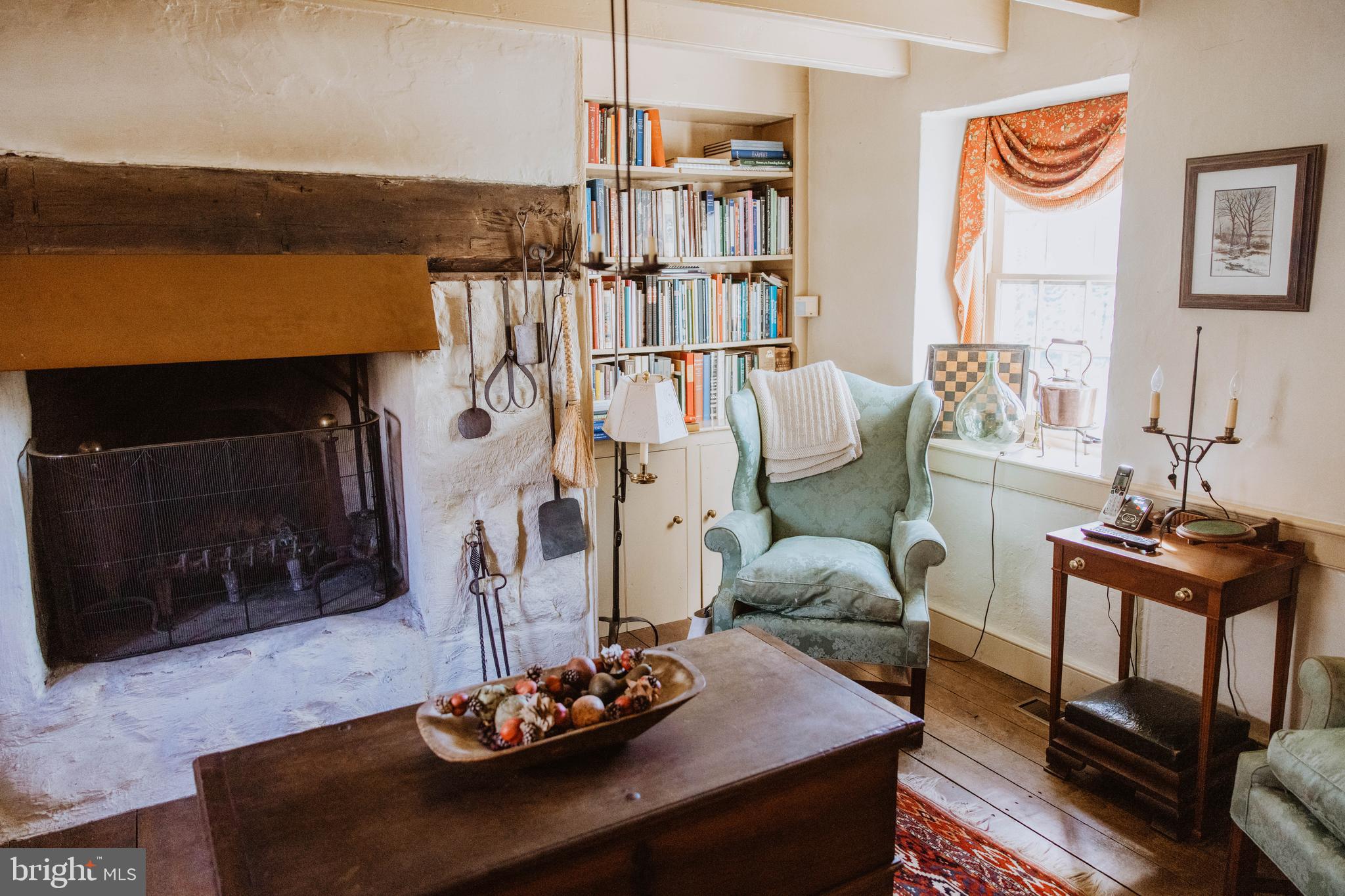 1861 Ridge Road Pottstown, PA 19465 - Photo 25 of 71 Sitting Room
