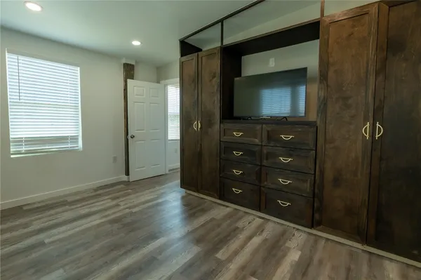 $250,000 | 21564 Co Road 1718, Mathis, TX 78368