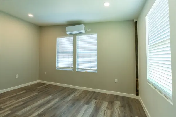 $250,000 | 21564 Co Road 1718, Mathis, TX 78368