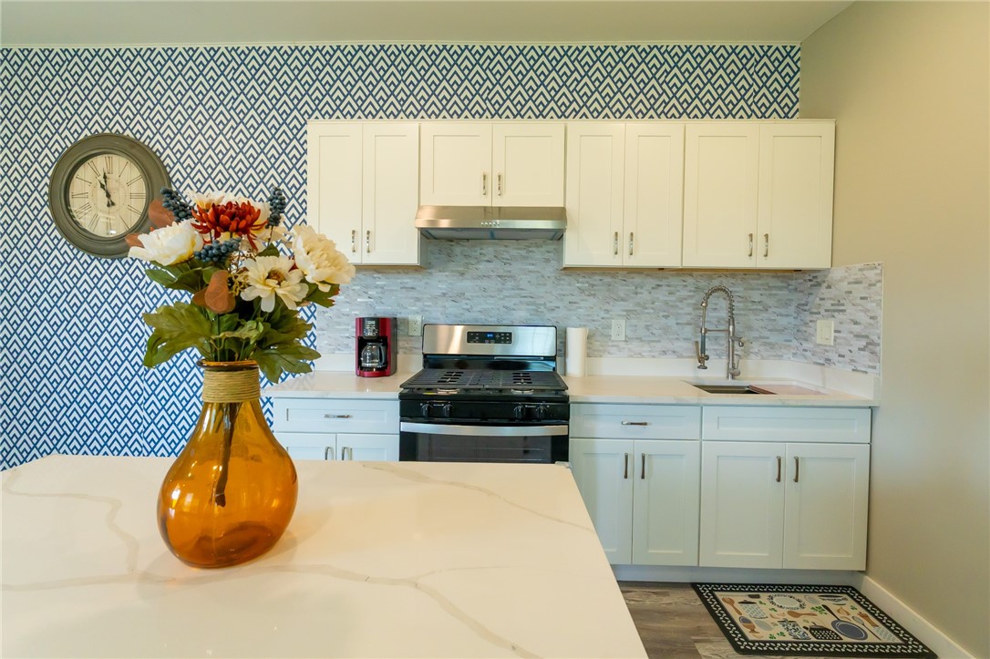 21564 Co Road 1718 Mathis, TX 78368 - Photo 23 of 37 Apartment Kitchen
