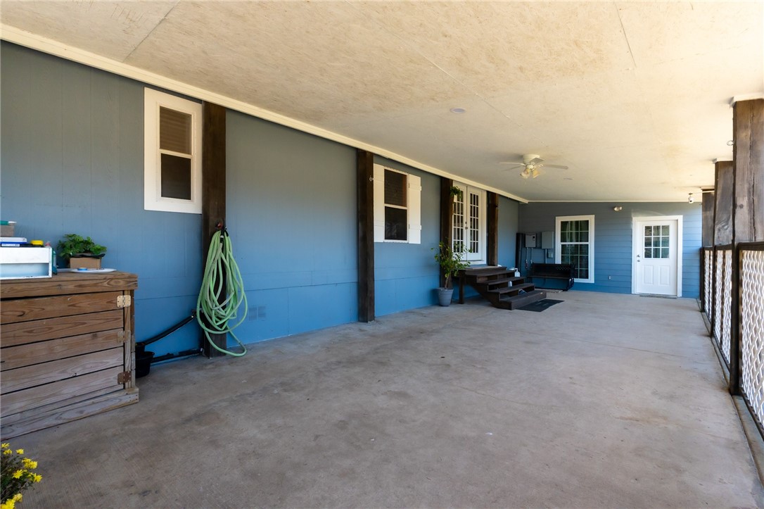 21564 Co Road 1718 Mathis, TX 78368 - Photo 8 of 37 Entrance to Home & Apartment