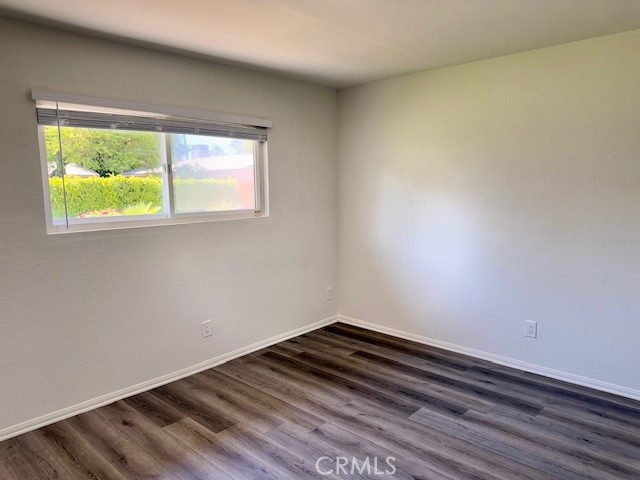 73740 Santa Rosa Way, Unit E Palm Desert, CA 92260 - Photo 9 of 15 a room with a window