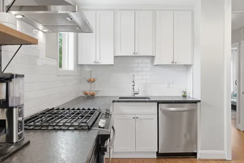 $395,000 | 944 Chickasaw Avenue, Nashville, TN 37207