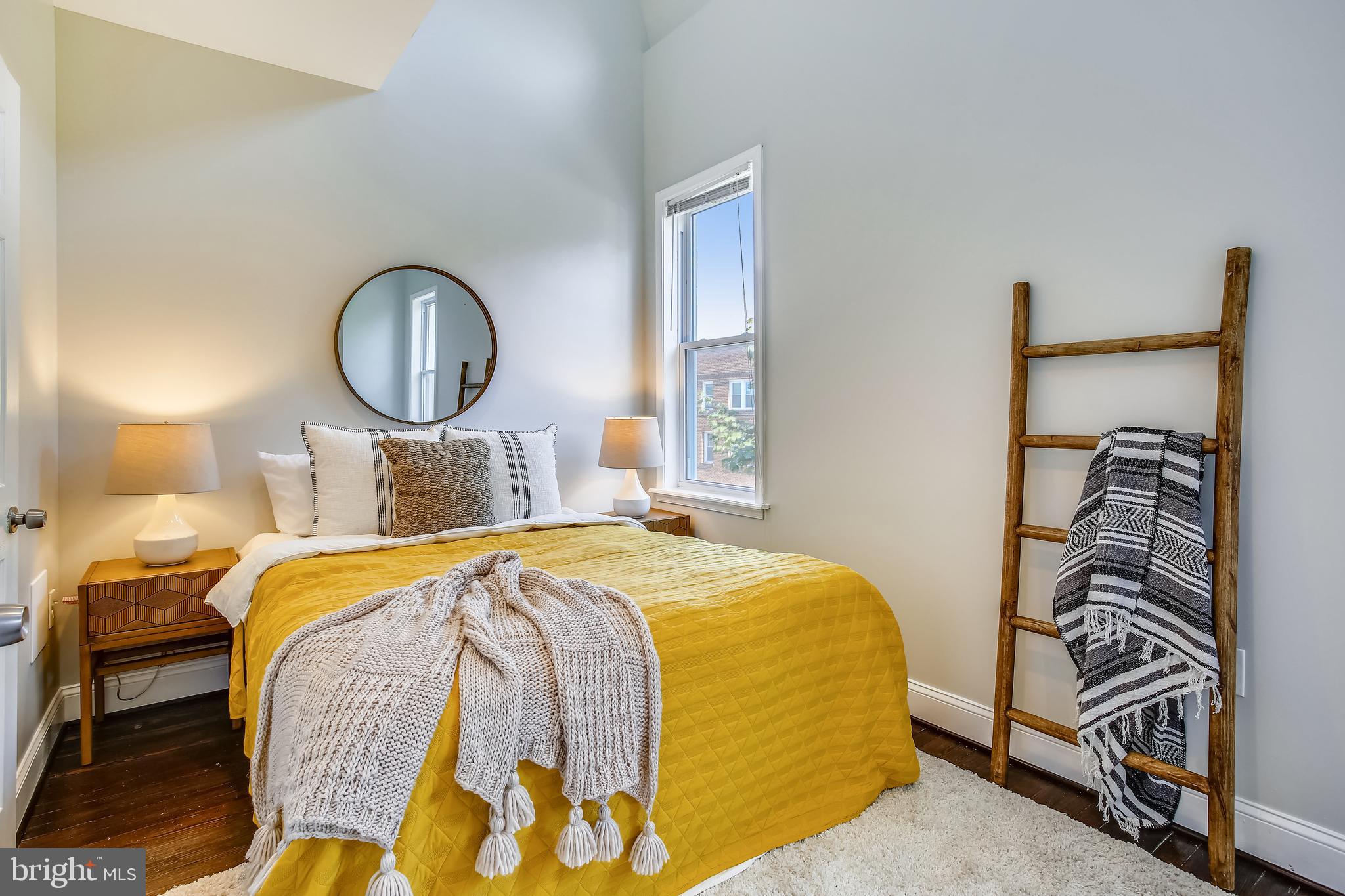 724 Hobart Place Northwest Washington, DC 20001 - Photo 13 of 31