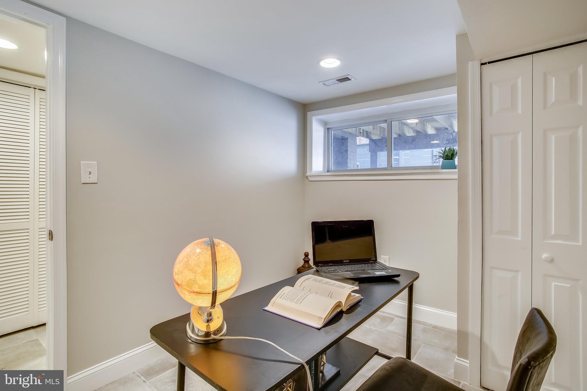 724 Hobart Place Northwest Washington, DC 20001 - Photo 29 of 31