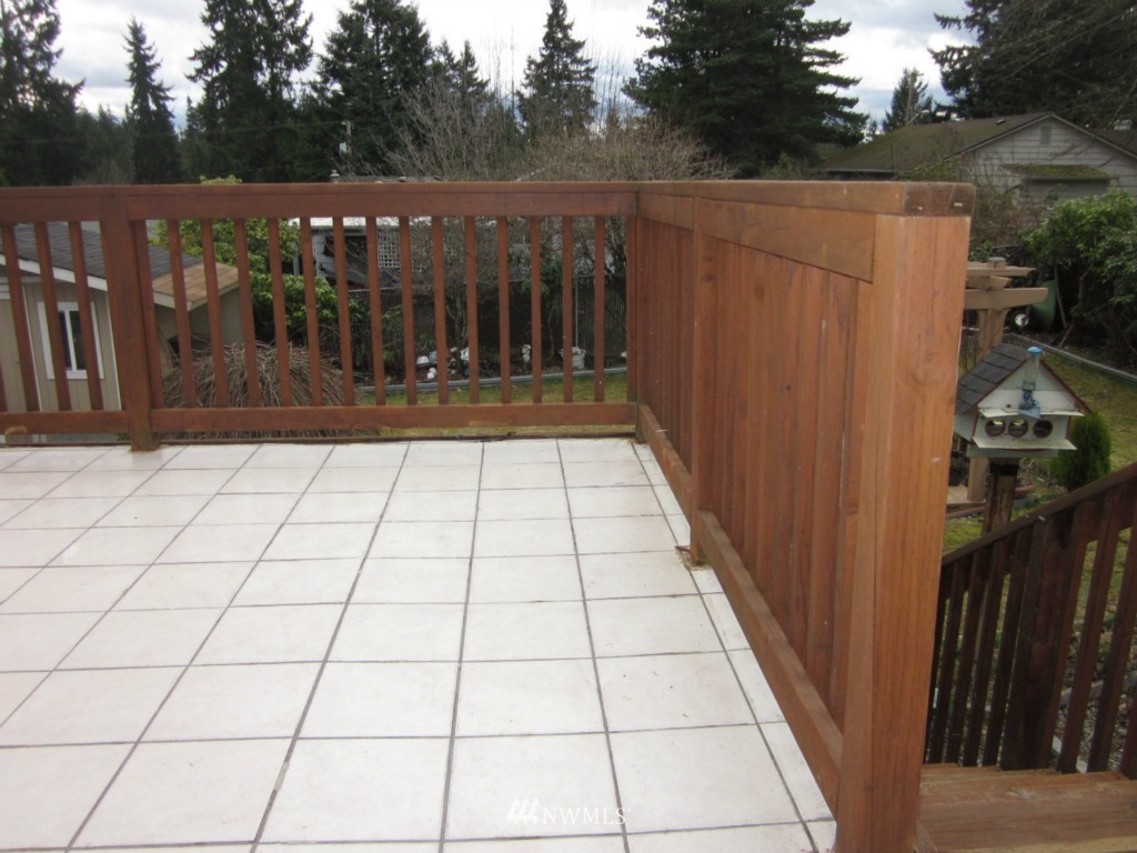 4433 Southeast 4th Street Renton, WA 98059 - Photo 6 of 15