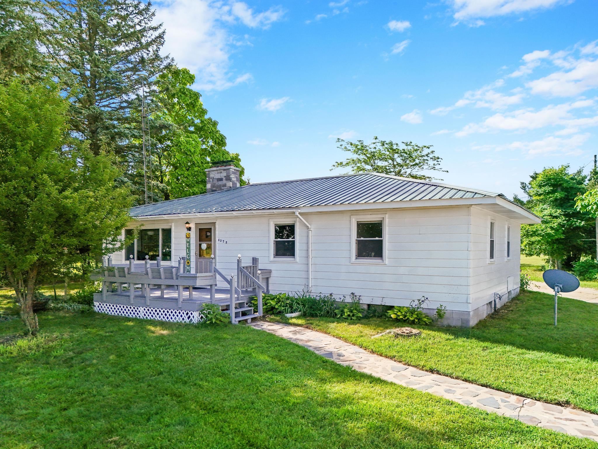 4275 West Mill Road Grawn, MI 49637 - Photo 34 of 57