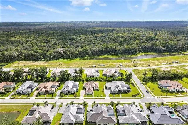 $669,000 | 74 New Leatherwood Drive, Palm Coast, FL 32137