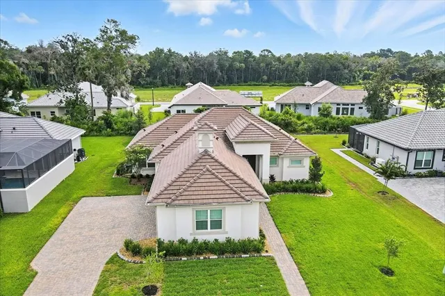 $669,000 | 74 New Leatherwood Drive, Palm Coast, FL 32137