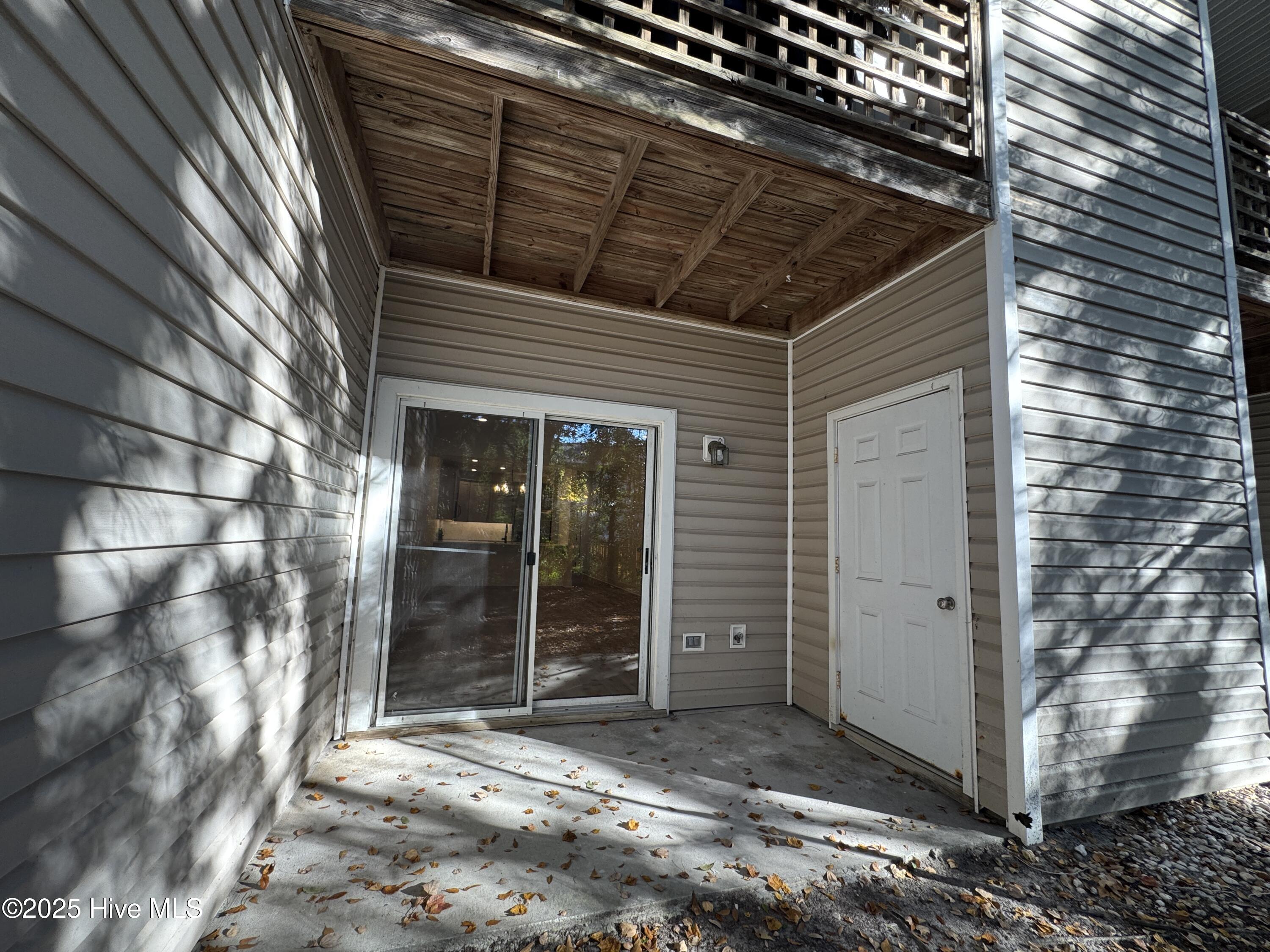 717 Bragg Drive, Unit D Wilmington, NC 28412 - Photo 21 of 22 22 Backyard
