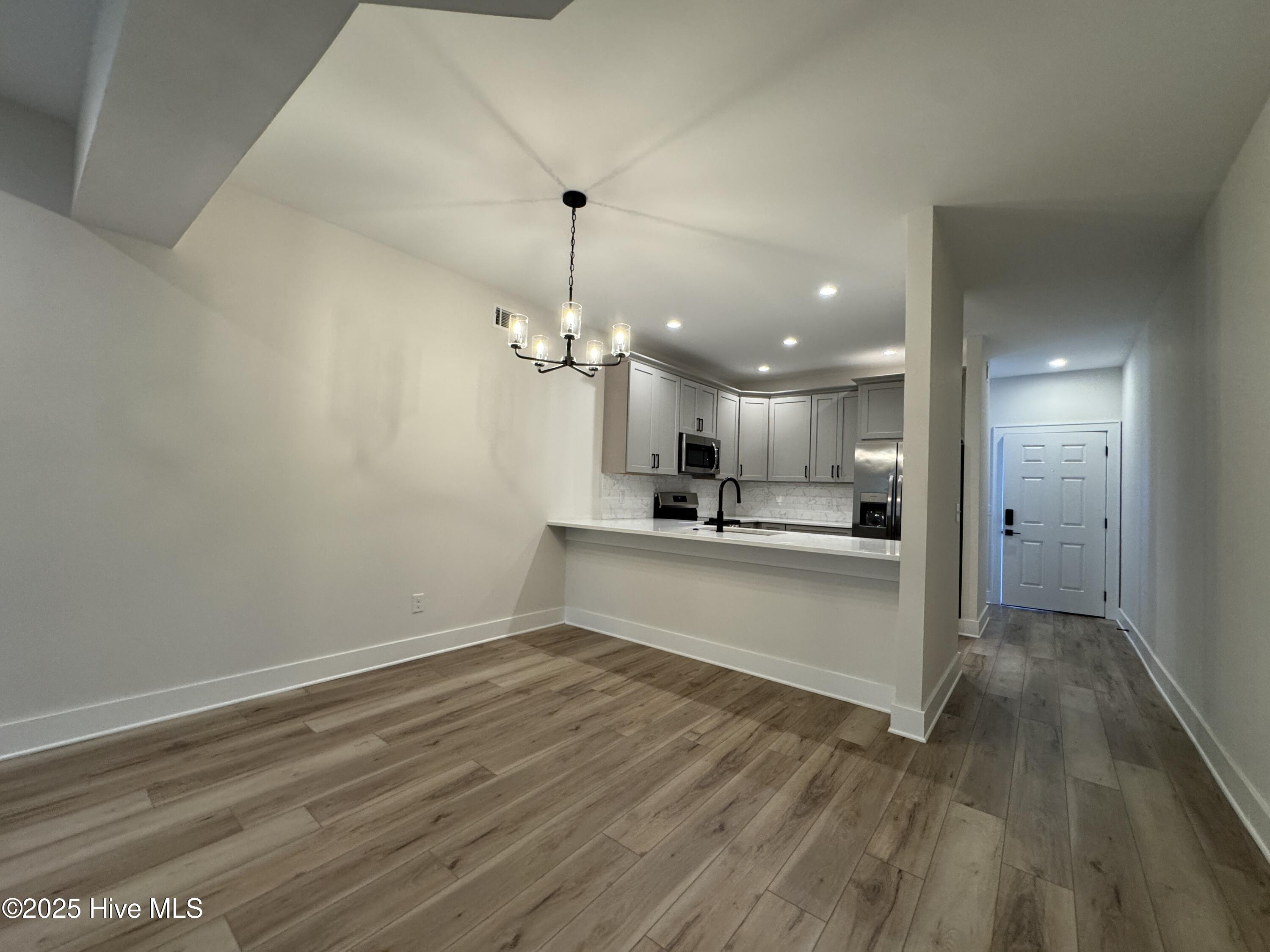 717 Bragg Drive, Unit D Wilmington, NC 28412 - Photo 7 of 22 7 Kitchen