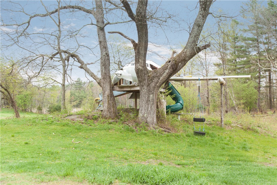 1661 Sherman Farm Road Burrillville, RI 02830 - Photo 22 of 40