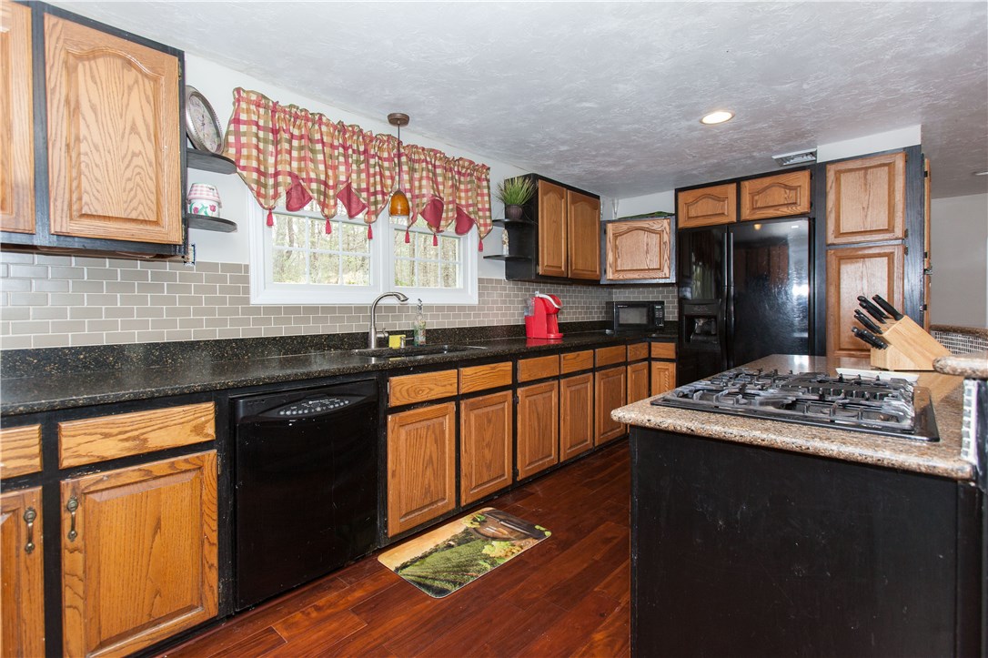 1661 Sherman Farm Road Burrillville, RI 02830 - Photo 25 of 40