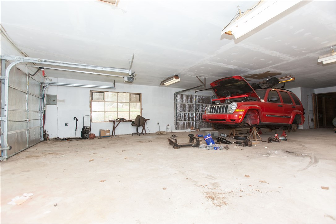 1661 Sherman Farm Road Burrillville, RI 02830 - Photo 8 of 40