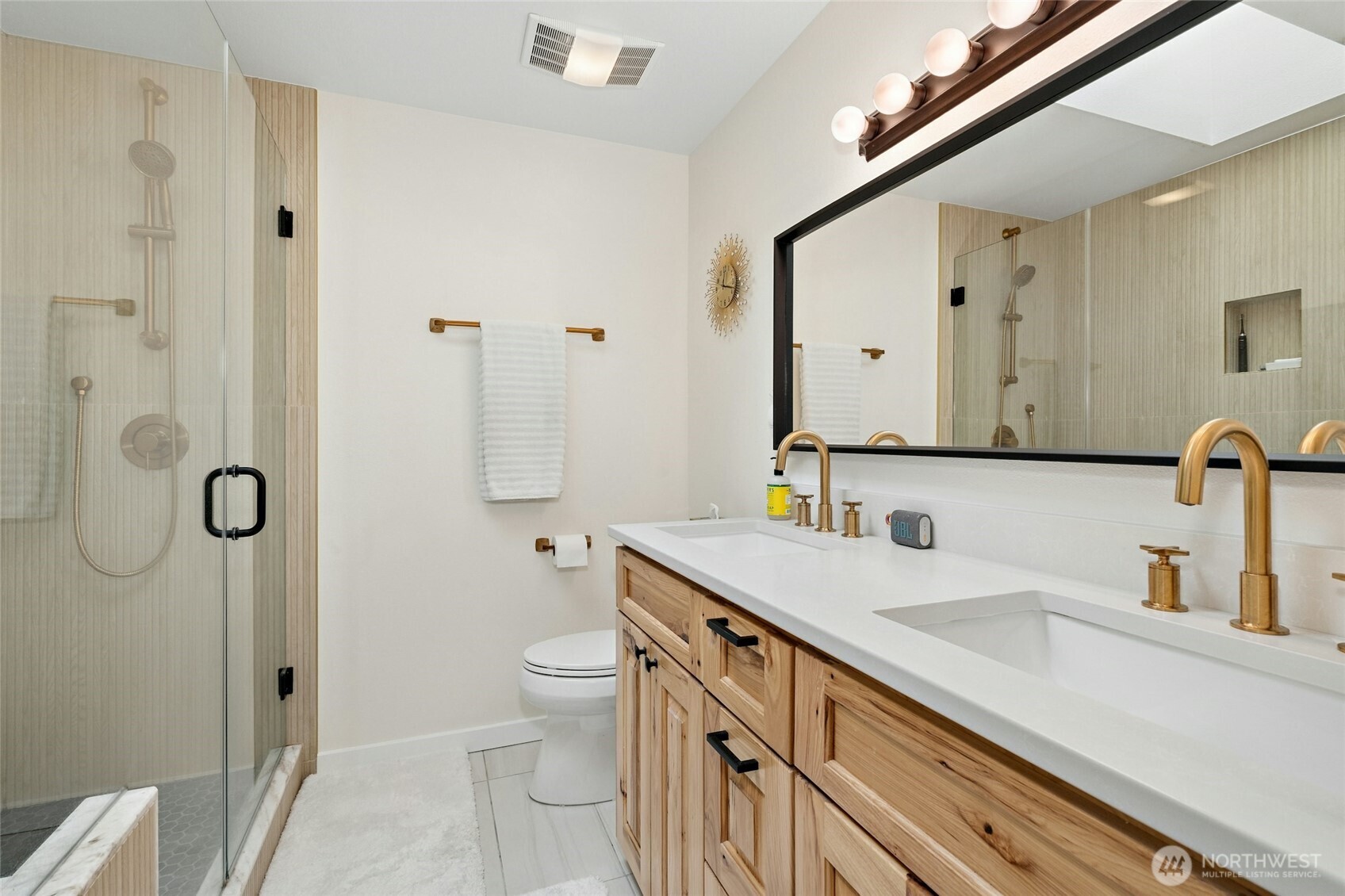 237 South 186th Street Burien, WA 98148 - Photo 13 of 39