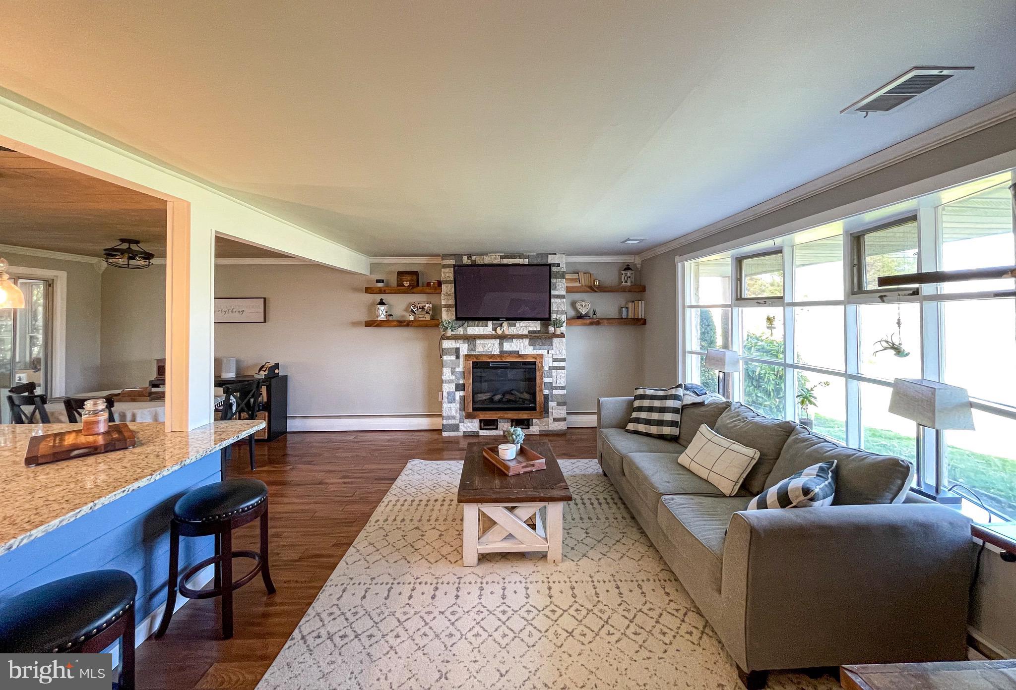13 East Township Line Road Souderton, PA 18964 - Photo 3 of 24 Living Room