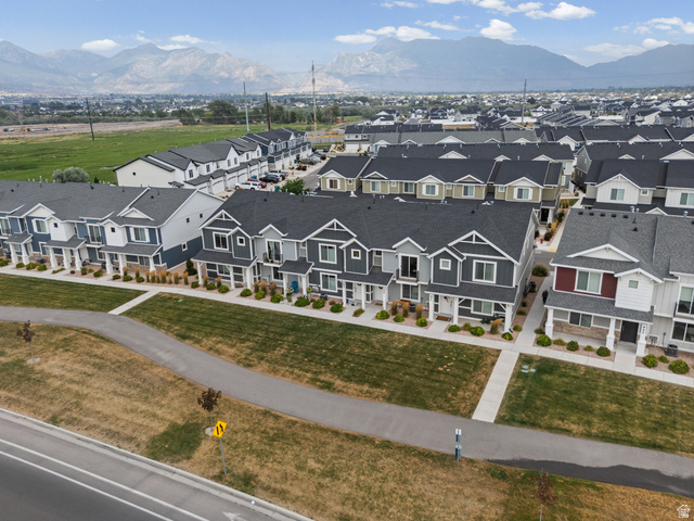 878 North Old Rnch Road Lehi, UT 84048 - Photo 29 of 36 Community of townhomes with mountain backdrop