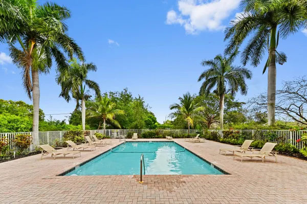 $4,950 | 642 Northwest 38th Circle, Boca Raton, FL 33431